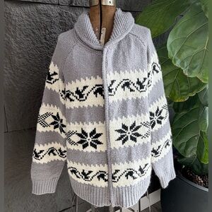 BDG Gray and White Knit Cardigan with Black Pattern